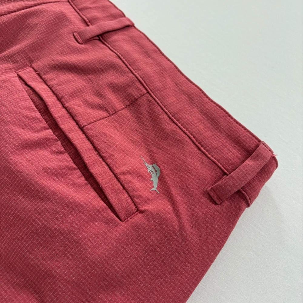 Tommy Bahama Chip Shot 10 inch shorts Flat Front Shorts New Red - Picture 4 of 9